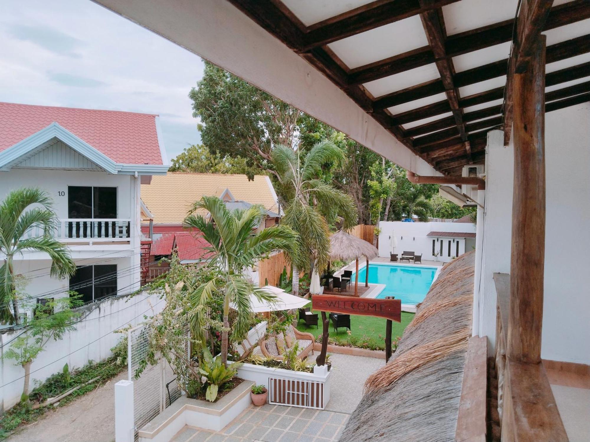 Alona Garden Suites Panglao Exterior photo